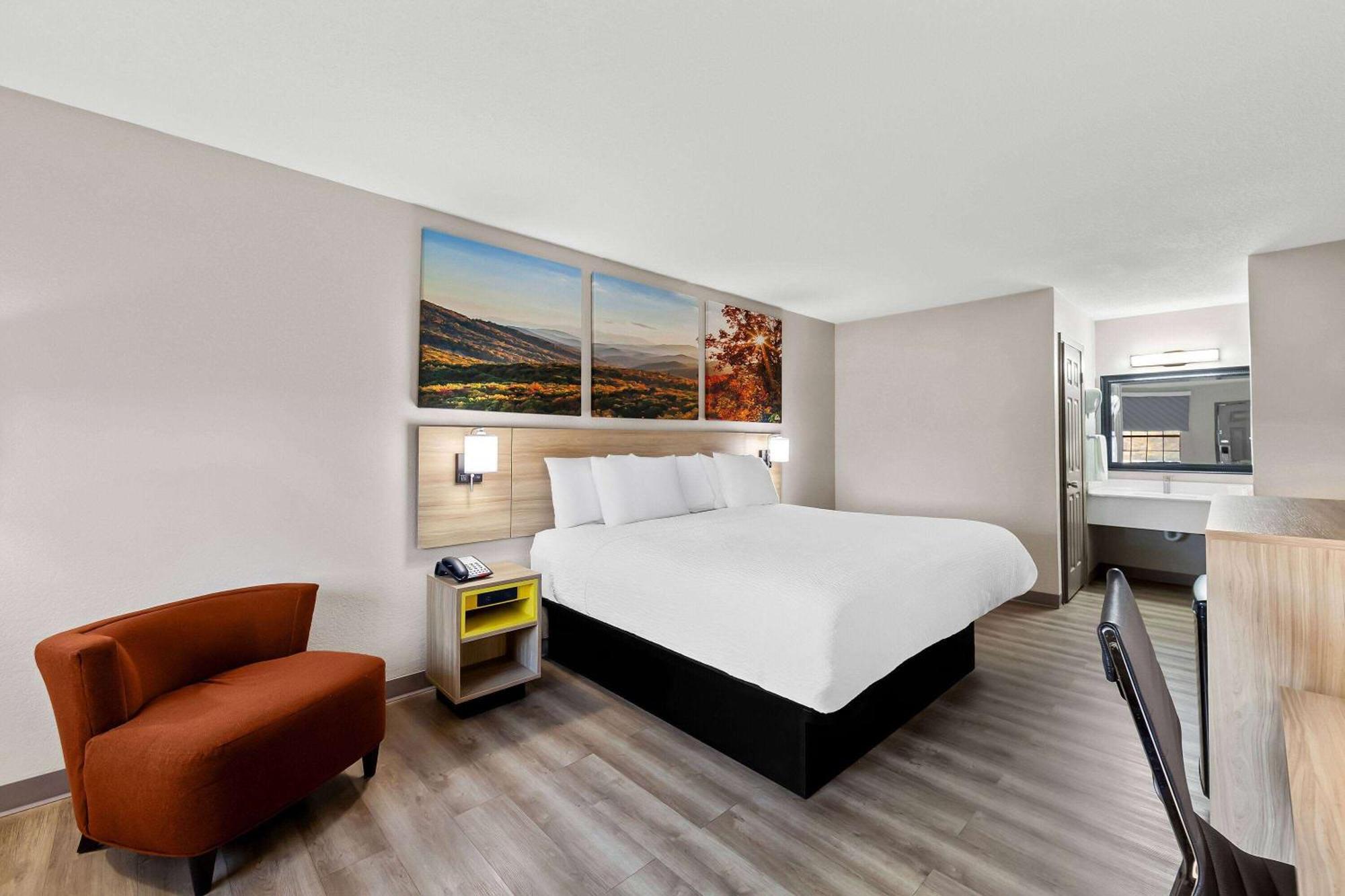 Days Inn By Wyndham Brownsville Екстер'єр фото